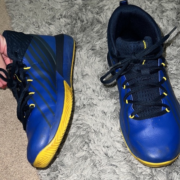 Under Armour Steph Curry 2.5 GS ‘Dub Nation Boy’s Basketball Sneakers - Picture 8 of 9